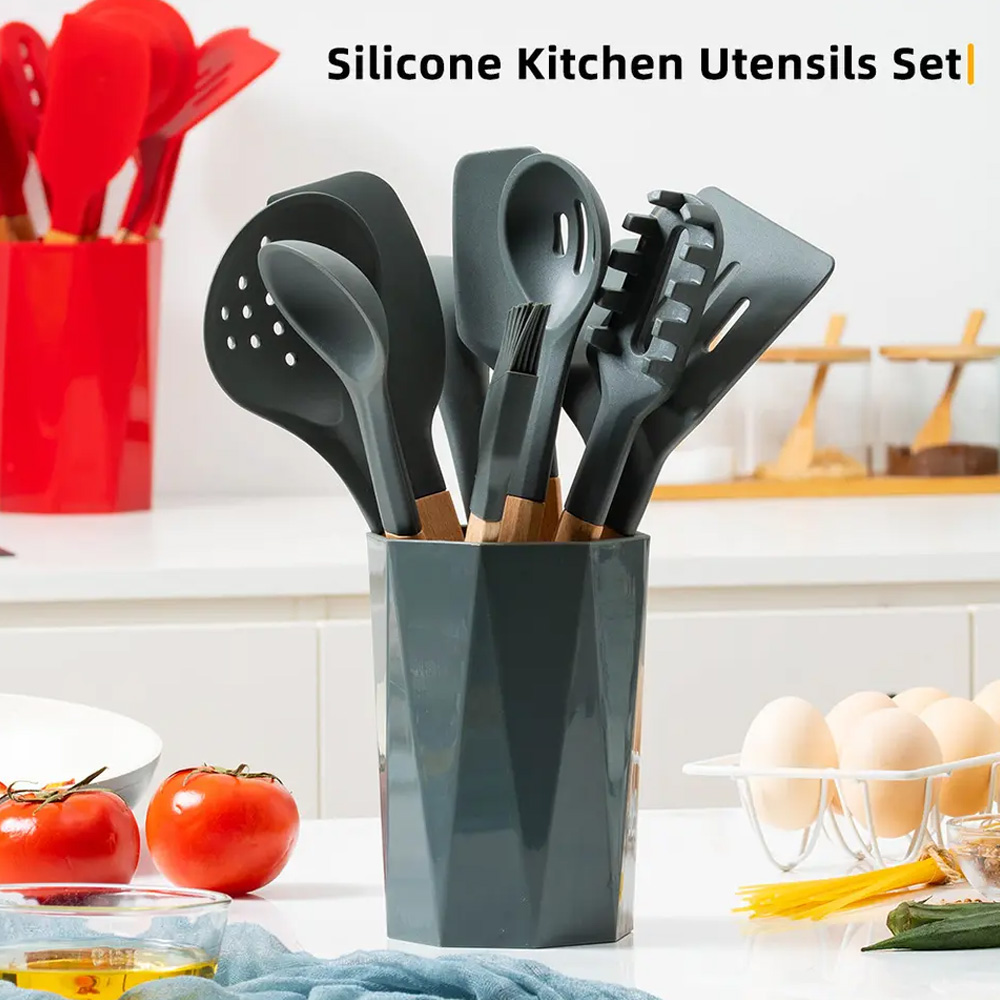 10pcs in 1 set wooden handle kitchenware non stick Home accessories silicone cooking kitchen utensil set